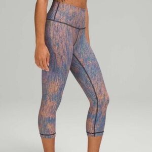 NWOT Lululemon Wunder Under High-Rise 21” Spectral Fusion Luxtreme Jacquard